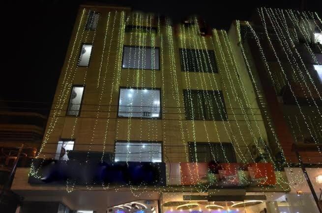 Super51Hotel Nowe Delhi Zewnętrze zdjęcie